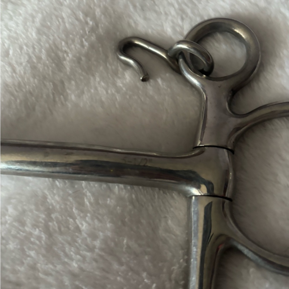 Shires 5 1/2” Pelham Bit